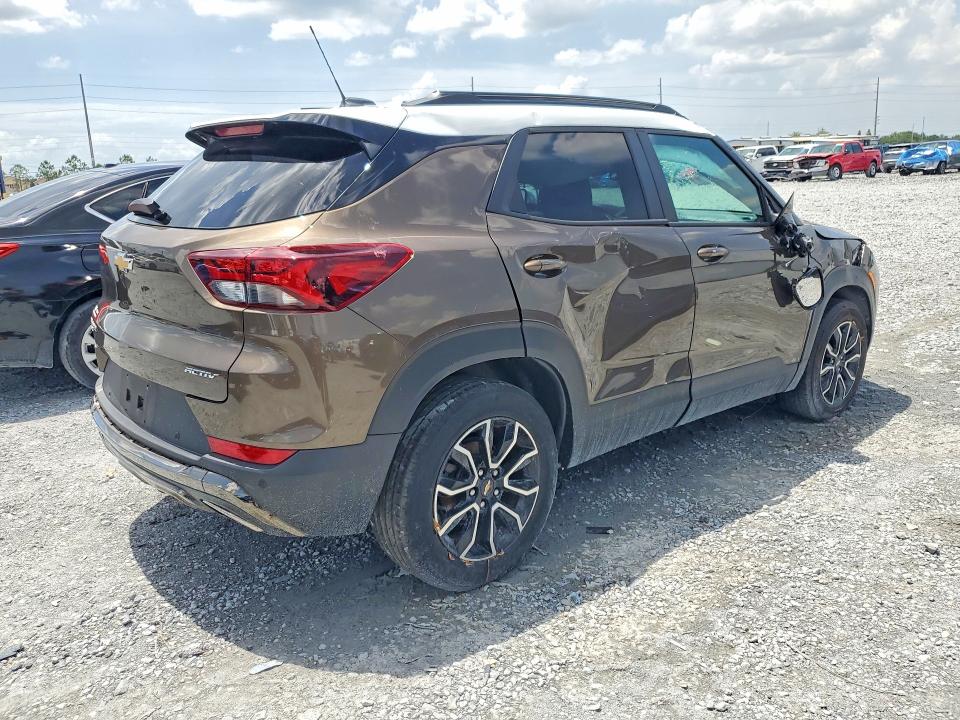 2021 Chevrolet Trailblazer VIN KL79MSSL8MB124748 COPART salvage auction — ROLLOVER, Pa - Certificate Of Salvage, sold $2,000 on 2026-07-07 (photo 3)