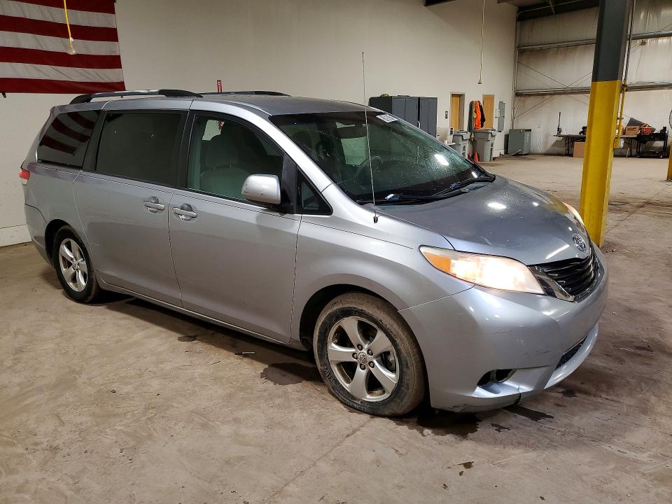 2011 Toyota Sienna VIN 5TDKK3DC2BS085710 COPART salvage auction — REAR END, IN - CERTIFICATE OF TITLE, sold $20 on 2026-07-28 (photo 4)
