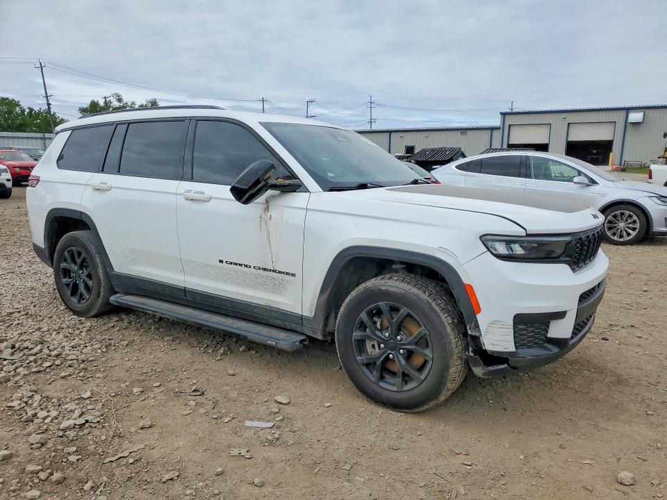 2024 Jeep Grand cherokee l VIN 1C4RJKAG5R8562146 COPART salvage auction — MINOR DENT/SCRATCHES, Mi - Certificate Of Title, sold $17,500 on 2026-07-29 (photo 4)