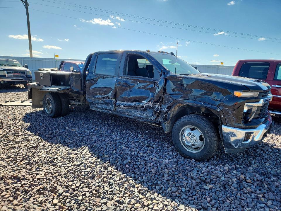 2025 Chevrolet Silverado 3500 VIN 1GB4KTEY6SF173229 COPART salvage auction — SIDE, Ky - Cert Of Title-Salvage, sold $16,700 on 2026-07-15 (photo 4)