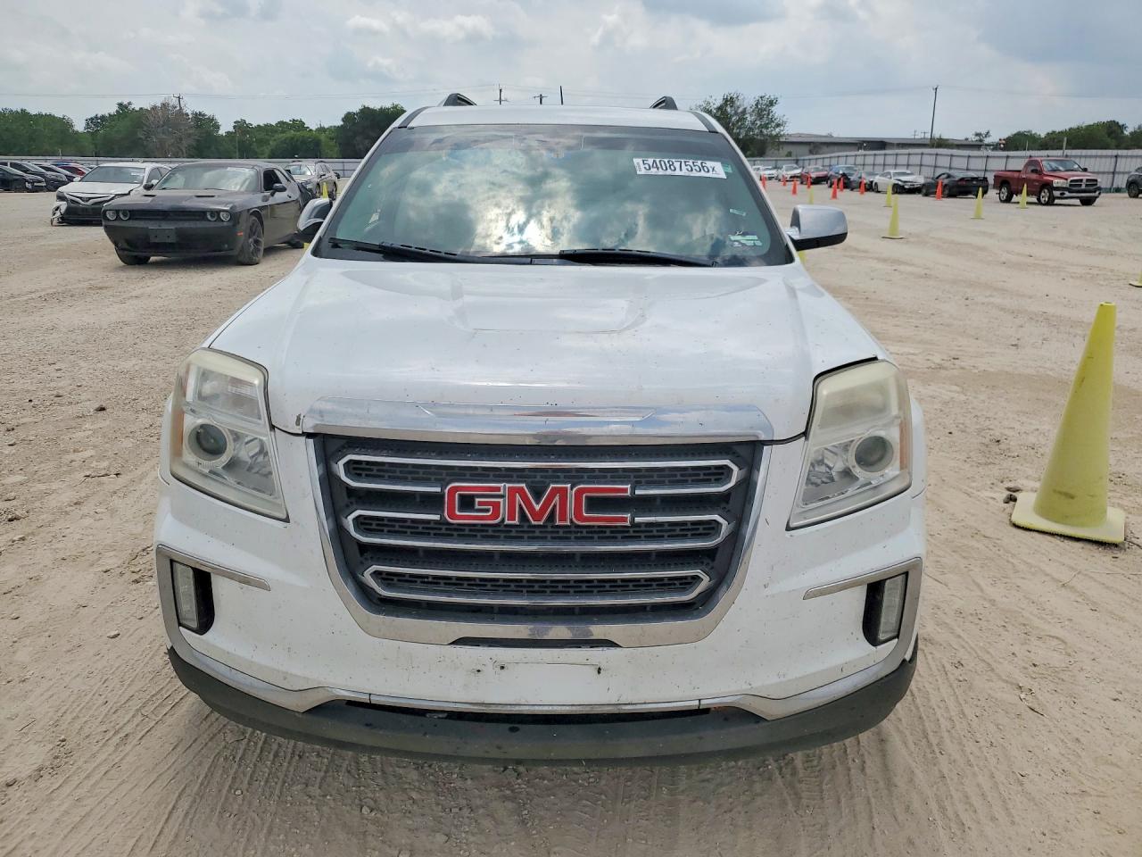 2017 GMC Terrain VIN 2GKALPEK1H6335631 COPART salvage auction — Rear End, TX - SALVAGE VEHICLE TITLE, sold $1,700 on 2026-07-09 (photo 5)
