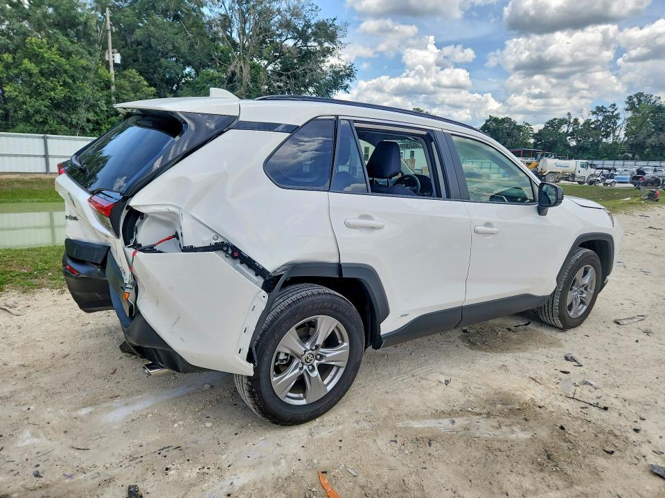 2025 Toyota Rav 4 VIN JTMLWRFV3SD331492 COPART salvage auction — REAR END, Fl - Cert Of Title Slvg Rebuildable, sold $6,800 on 2026-07-14 (photo 3)