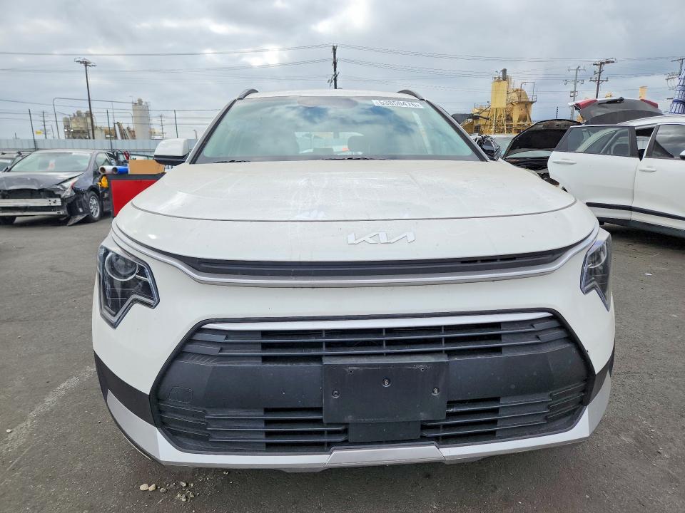2024 Kia Niro VIN KNDCR3LE0R5207998 COPART salvage auction — REAR END, Salvage Title, sold $4,450 on 2026-07-13 (photo 5)