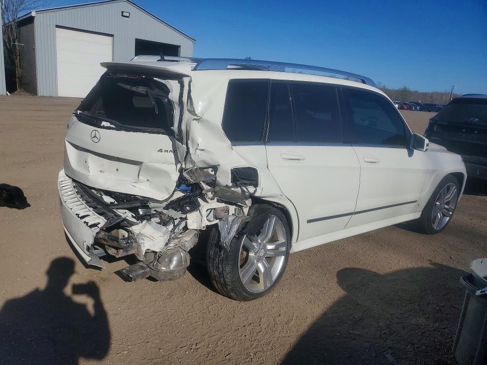 2011 Mercedes-benz Glk-class VIN WDCGG8HB1BF693539 COPART salvage auction — REAR END, ON - PERMIT SALVAGE, sold $1,600 on 2026-07-14 (photo 3)