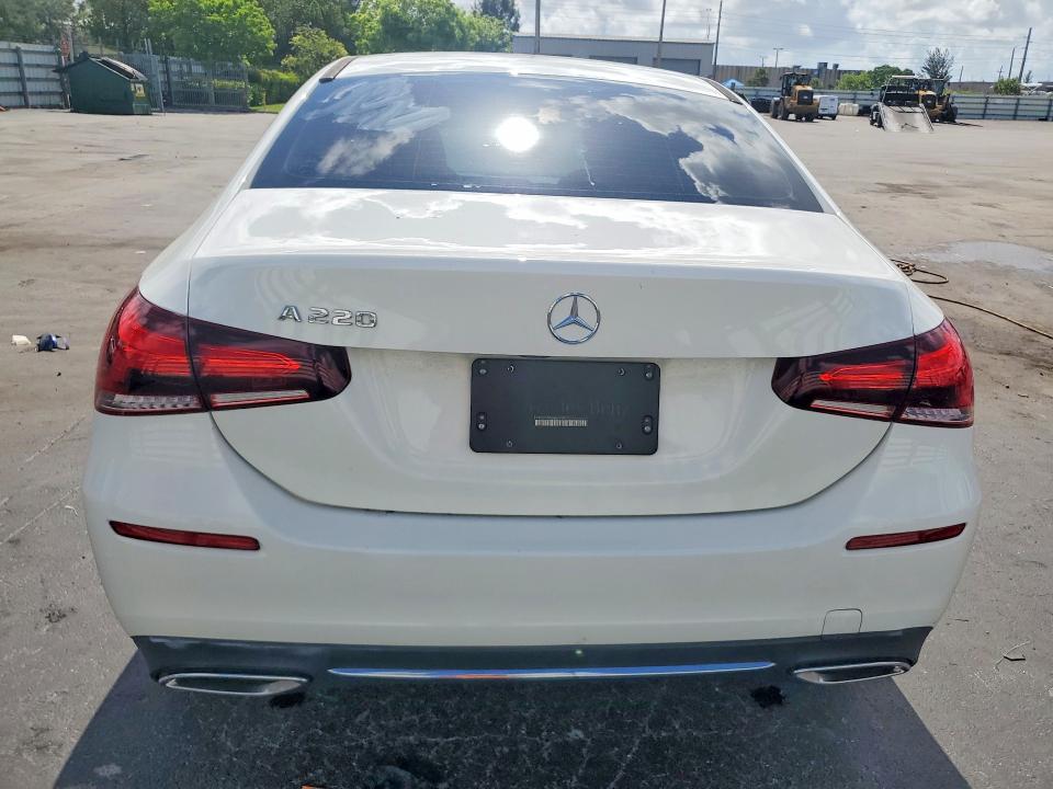 2022 Mercedes-benz A-klasse VIN W1K3G4EB6NJ325821 COPART salvage auction — MECHANICAL, Fl - Certificate Of Title (P), sold $14,900 on 2026-07-27 (photo 6)