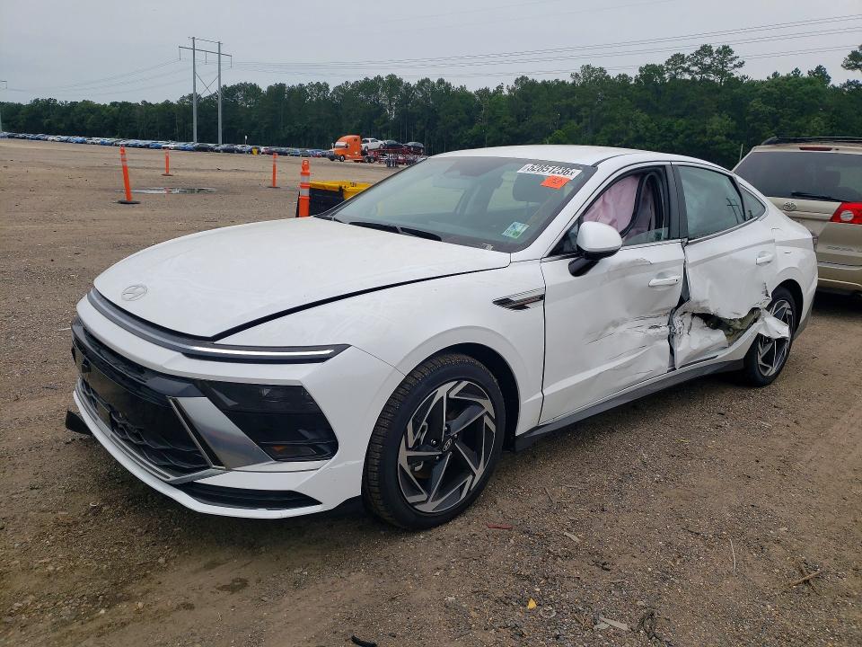 2026 Hyundai Sonata VIN KMHL64JA2TA557044 — COPART salvage auction photo