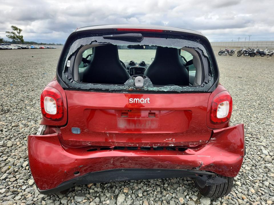 2019 Smart VIN WMEFJ9BA3KK398864 COPART salvage auction — REAR END, Ca - Salvage Certificate, sold $1,300 on 2026-07-02 (photo 6)