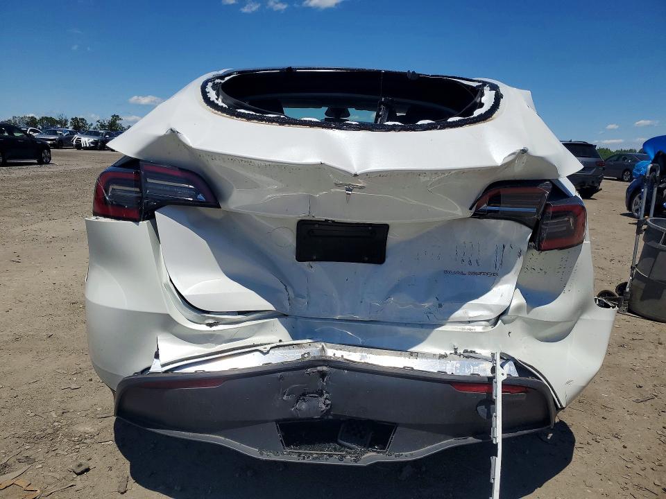 2024 Tesla Model y VIN 7SAYGAEE6RF167456 COPART salvage auction — REAR END, VA - CERT OF TITLE - SALVAGE, sold $9,900 on 2026-07-08 (photo 6)