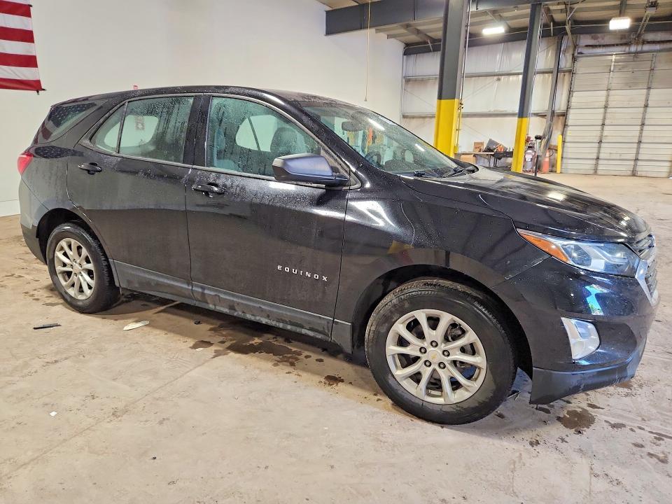 2019 Chevrolet VIN 2GNAXSEV7K6233097 COPART salvage auction — MINOR DENT/SCRATCHES, Wv - Certificate Of Title, sold $3,300 on 2026-07-02 (photo 4)