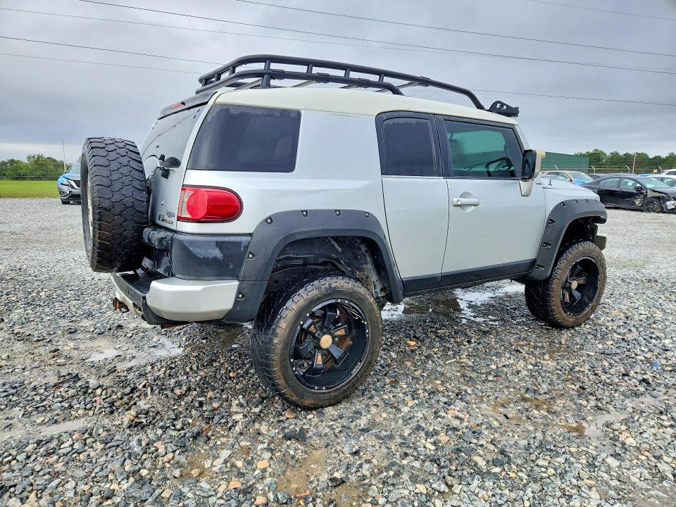 2008 Toyota Fj cruiser VIN JTEBU11F38K023418 COPART salvage auction — FRONT END, Ga - Certificate Of Title (P), sold $6,200 on 2026-07-28 (photo 3)