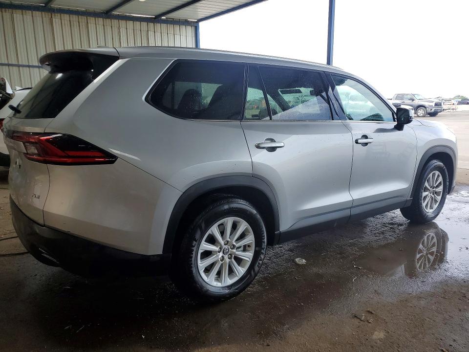 2025 Toyota Highlander VIN 5TDAAAB56SS090464 COPART salvage auction — SIDE, Co - Salvage Title, sold $26,250 on 2026-07-13 (photo 3)