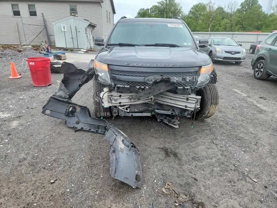 2013 Ford Explorer VIN 1FM5K8GT4DGC09927 COPART salvage auction — FRONT END, Pa - Certificate Of Salvage, sold $900 on 2026-07-02 (photo 5)