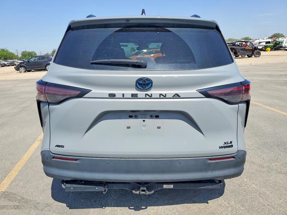 2024 Toyota Sienna VIN 5TDCSKFC9RS118126 COPART salvage auction — UNDERCARRIAGE, Id - Salvage Certificate Of Title, sold $17,700 on 2026-07-02 (photo 6)