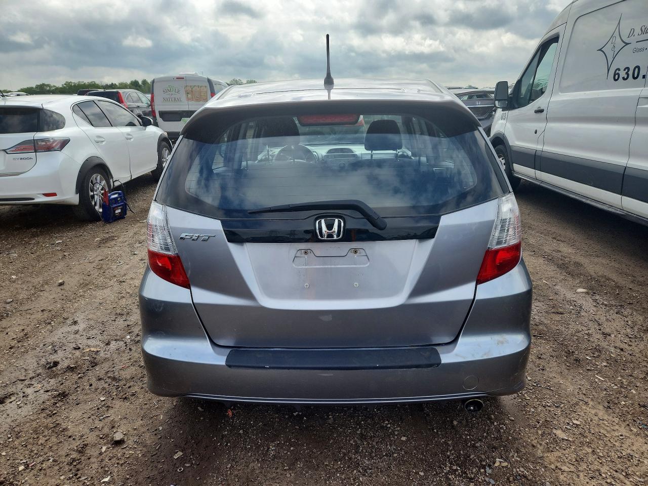 2009 Honda Fit VIN JHMGE88429S012091 COPART salvage auction — All Over, IL - SALVAGE CERTIFICATE, sold $875 on 2026-06-30 (photo 6)