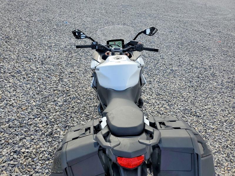 2026 Suzuki Gsx VIN JS1EK12B5T7100301 COPART salvage auction — FRONT END, Nv - Salvage Title, sold $4,300 on 2026-07-23 (photo 6)