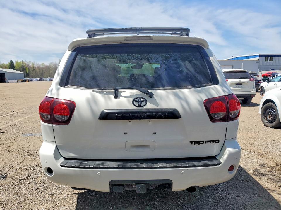 2021 Toyota Sequoia VIN 5TDEY5B14MS185903 COPART salvage auction — VANDALISM, On - Permit No Brand - Unfit, sold $41,000 on 2026-07-03 (photo 6)