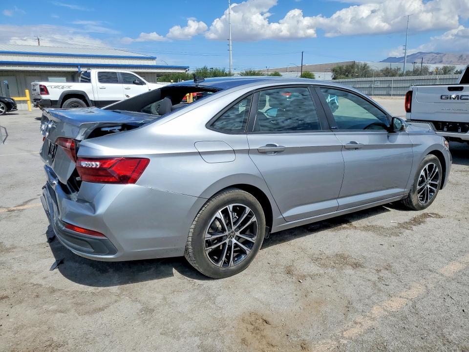 2024 Volkswagen Jetta VIN 3VWBM7BU4RM073689 COPART salvage auction — REAR END, Nv - Salvage Title, sold $3,650 on 2026-07-30 (photo 3)