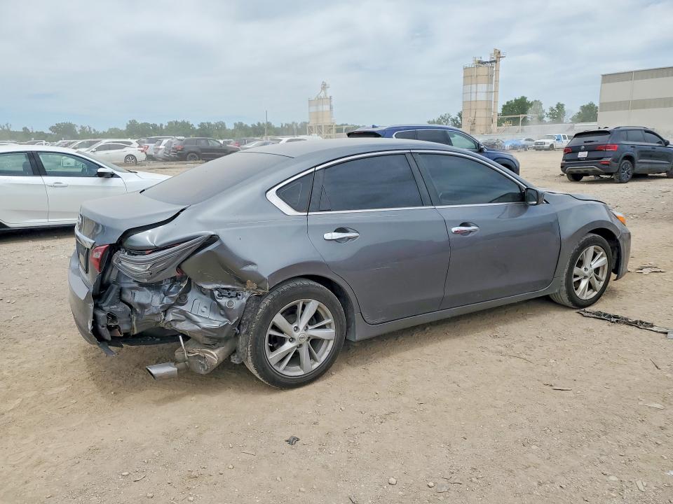 2018 Nissan Altima VIN 1N4AL3AP6JC117306 COPART salvage auction — REAR END, Mo - Salvage Certificate Of Title, sold $625 on 2026-07-31 (photo 3)