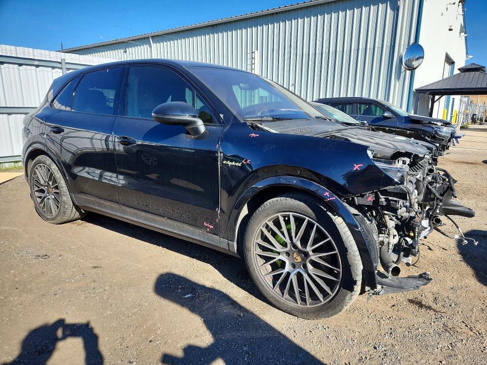 2023 Porsche Cayenne VIN WP1AE2AY0PDA12866 COPART salvage auction — FRONT END, On - Permit Salvage, sold $33,750 on 2026-07-07 (photo 4)