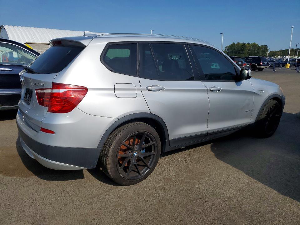 2011 BMW X3 VIN 5UXWX5C59BL701923 COPART salvage auction — MINOR DENT/SCRATCHES, Ma - Certificate Of Title, sold $2,000 on 2026-07-31 (photo 3)