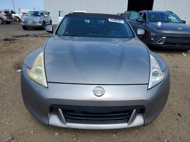 2010 Nissan 370z VIN JN1AZ4FHXAM303850 COPART salvage auction — MINOR DENT/SCRATCHES, Fl - Certificate Of Title, sold $500 on 2026-07-30 (photo 5)