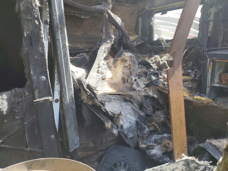2020 Volvo Vn VIN 4V4NC9EH8LN249447 COPART salvage auction — BURN, TX - NONREPAIRABLE TITLE, sold $450 on 2026-07-24 (photo 6)