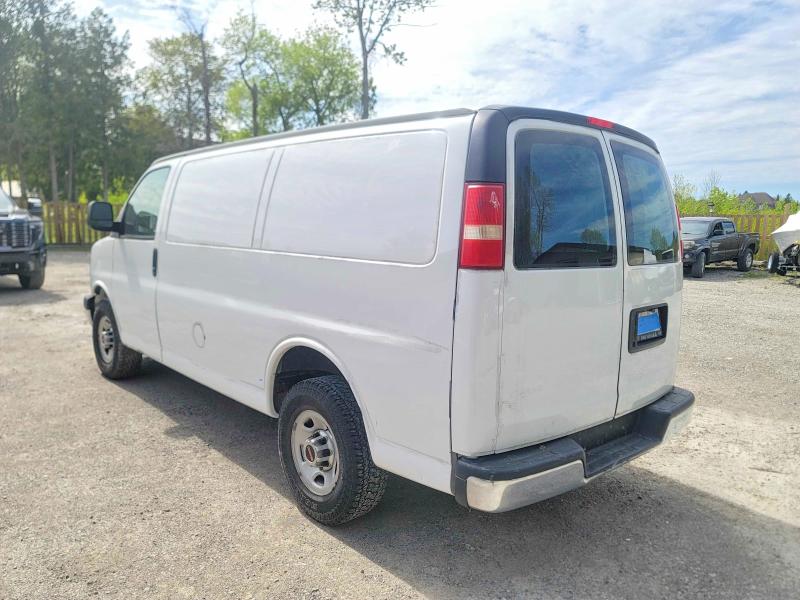 2017 Gmc Savana VIN 1GTW7AFF6H1280794 COPART salvage auction — MINOR DENT/SCRATCHES, On - Permit No Brand - Unfit (P), sold $5,600 on 2026-07-03 (photo 3)