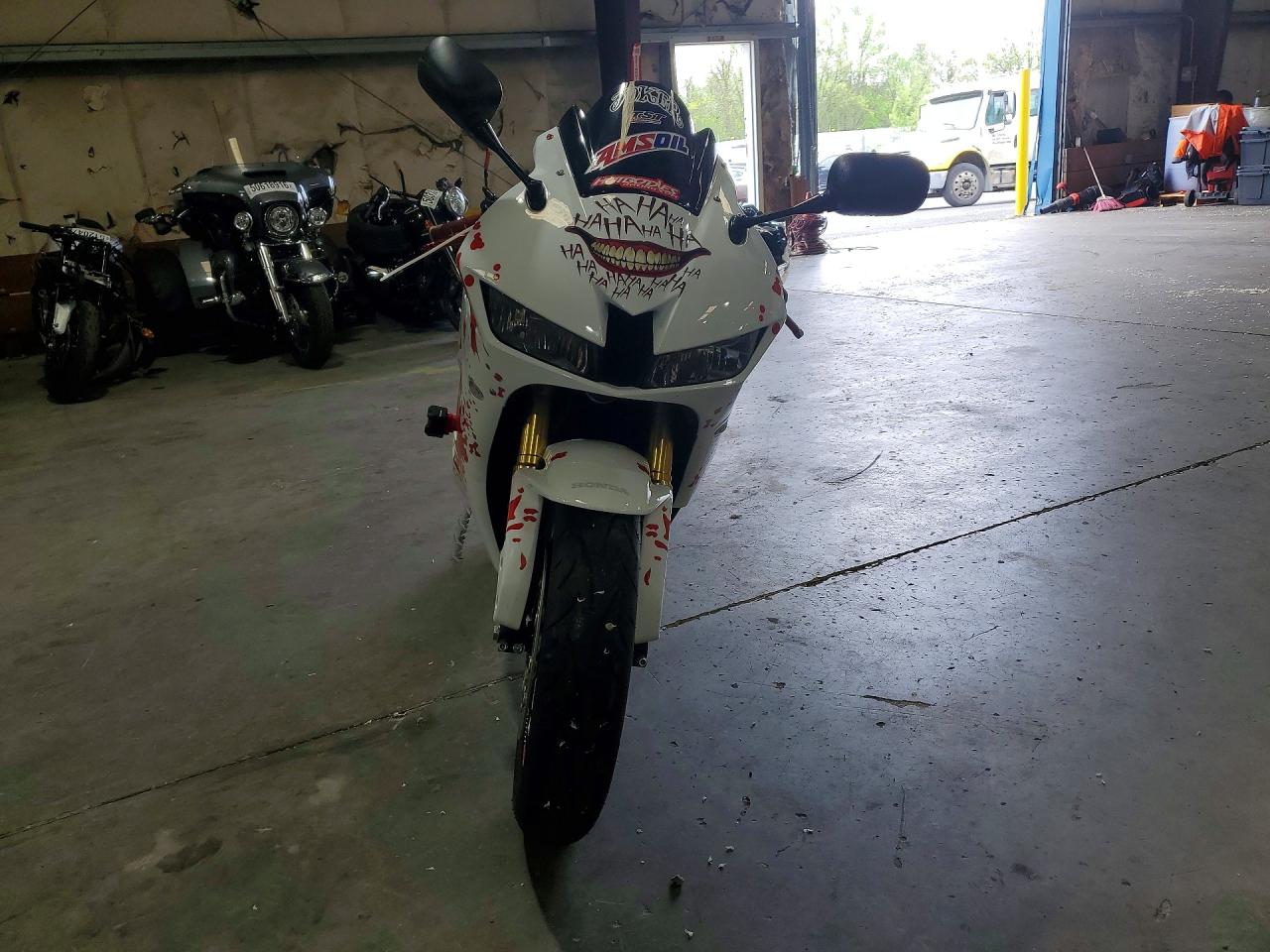 2024 Honda CBR600 VIN JH2PC40J9RK100631 COPART salvage auction — Side, OR - SALVAGE TITLE CERTIFICATE (P), sold $3,400 on 2026-07-09 (photo 2)