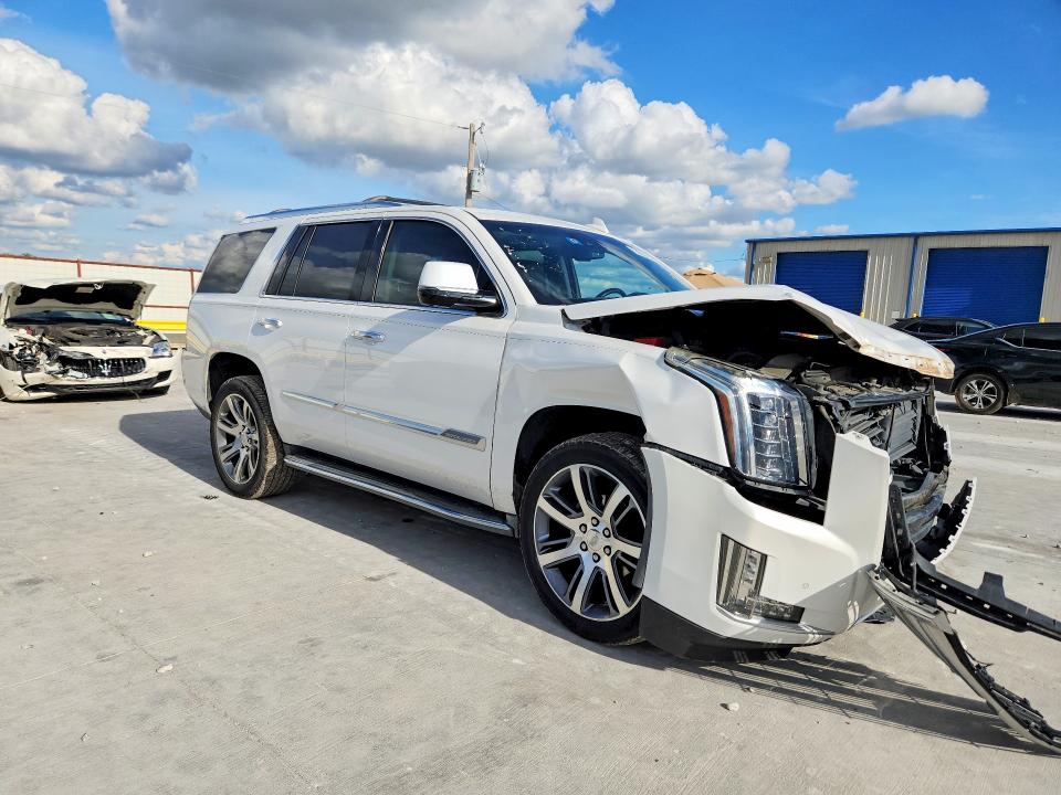 2016 Cadillac Escalade VIN 1GYS4BKJ0GR466817 COPART salvage auction — FRONT END, Tx - Salvage Vehicle Title, sold $6,500 on 2026-07-17 (photo 4)
