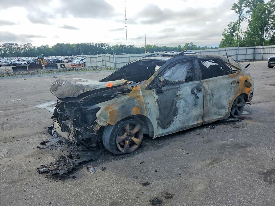 2015 Lexus VIN JTJBK1BA8F2472522 COPART salvage auction — VANDALISM, Nc - Salvage Certificate Of Title, sold $275 on 2026-07-16 (photo 1)