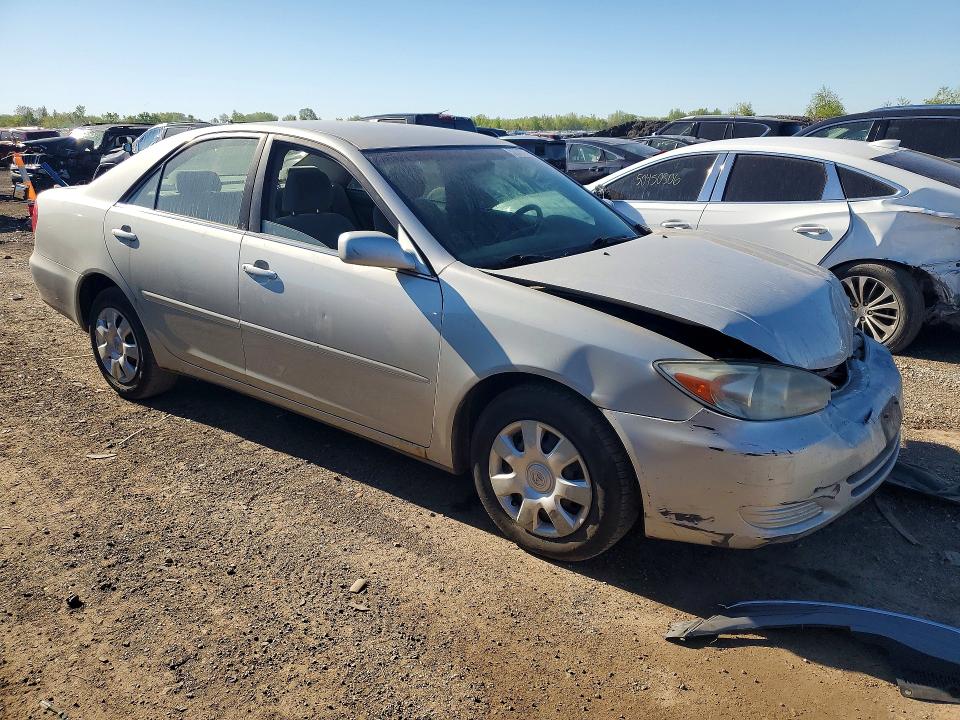 2003 Toyota Camry VIN 4T1BE32K63U676228 COPART salvage auction — FRONT END, Il - Salvage Certificate, sold $475 on 2026-07-02 (photo 4)