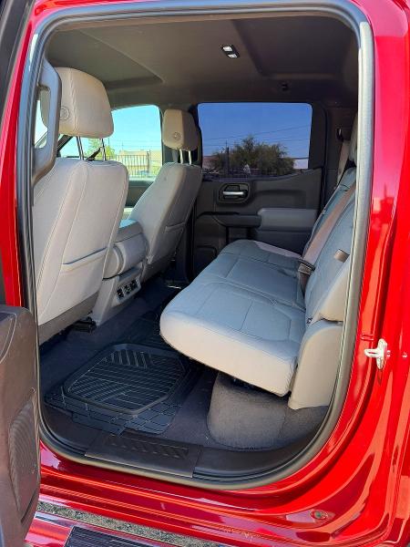 2021 Chevrolet Silverado 1500 VIN 1GCUYDED0MZ214405 COPART salvage auction — Minor Dent/Scratches, NM - CERT OF TITLE-SALVAGE (P), sold $26,500 on 2026-07-10 (photo 6)