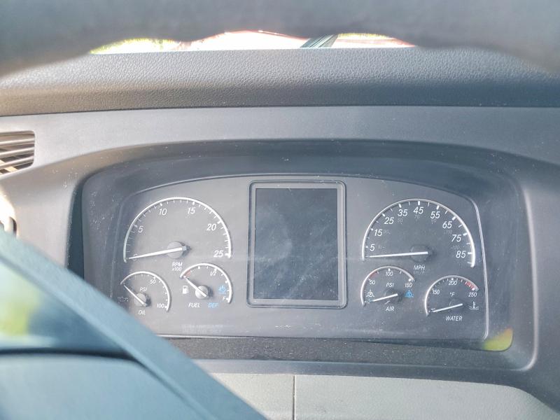 2018 Freightliner Cascadia VIN 3AKJHTDV3JSJK1414 COPART salvage auction — FRONT END, IN - CERT OF TITLE-SALVAGE TITLE, sold $7,700 on 2026-08-13 (photo 8)