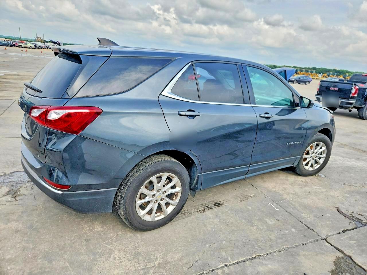 2020 Chevrolet Equinox VIN 2GNAXKEV8L6197244 COPART salvage auction — Hail, TX - CERTIFICATE OF TITLE, sold $2,950 on 2026-07-08 (photo 3)