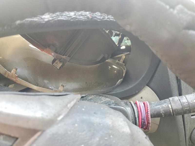 2014 Subaru Forester VIN JF2SJAHC4EH449959 COPART salvage auction — Burn Engine, Mi - Certificate Of Title, sold $200 on 2026-07-17 (photo 9)