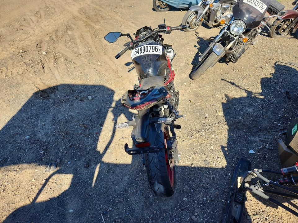 2024 Kawasaki Er VIN ML5ERGF1XRDA06458 COPART salvage auction — ROLLOVER, Mi - Scrap Certificate Of Title, sold $425 on 2026-07-23 (photo 4)