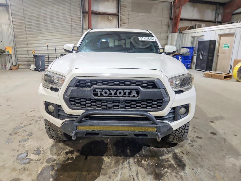 2016 Toyota Tacoma VIN 5TFCZ5AN2GX029401 COPART salvage auction — REAR END, Nh - Cert Of Title-Salvage, sold $125 on 2026-07-31 (photo 5)