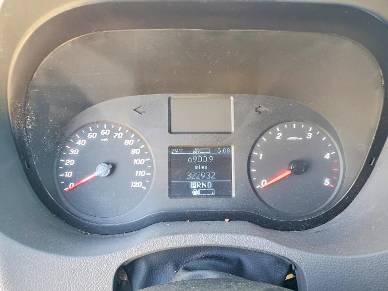 2019 Mercedes-benz Sprinter VIN WD4PF1CD1KP156579 COPART salvage auction — MINOR DENT/SCRATCHES, Il - Dealer Only Clean Title (P), sold $10,500 on 2026-07-09 (photo 9)