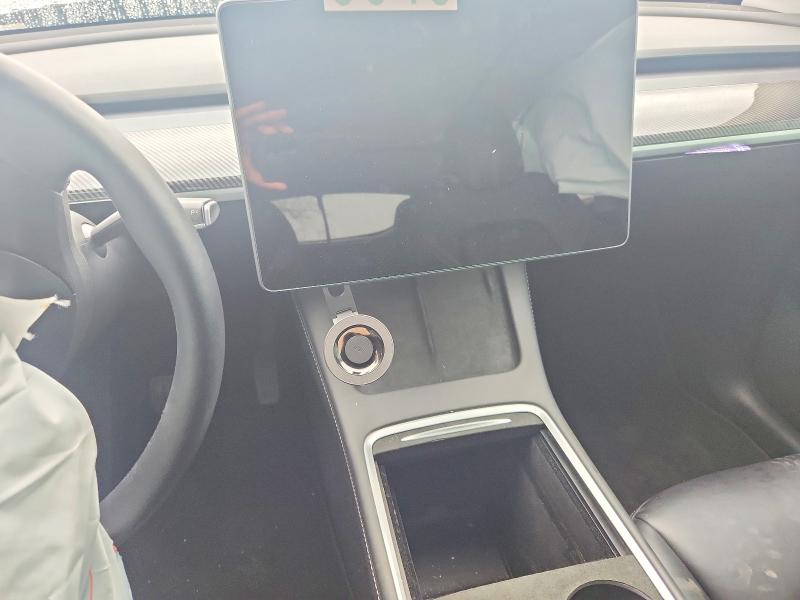 2023 Tesla Model y VIN LRWYGDFD4PC939125 COPART salvage auction — FRONT END, Qc - Gravement Accidente, sold $6,800 on 2026-07-07 (photo 9)