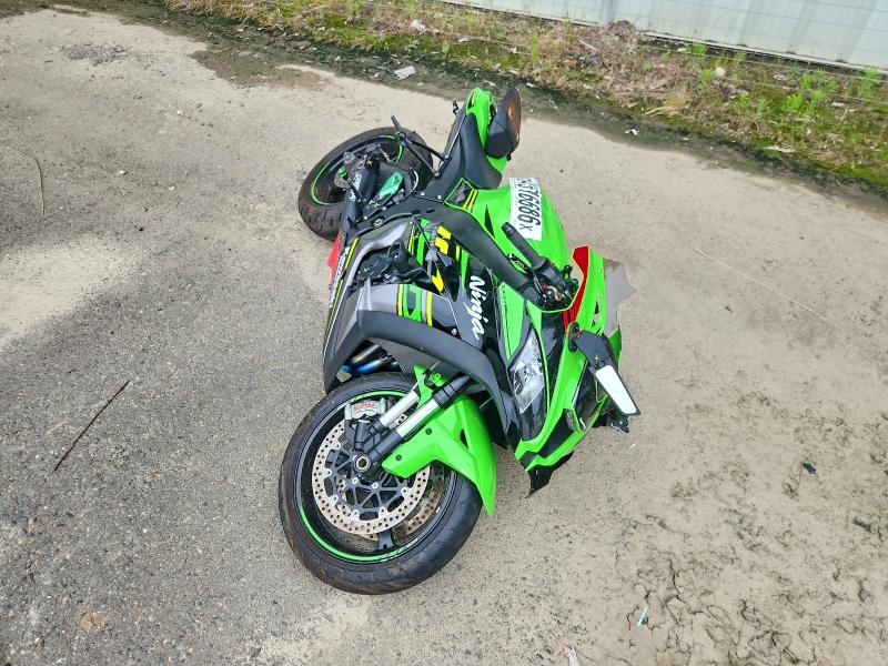 2019 Kawasaki Zx VIN JKBZXVE1XKA001354 COPART salvage auction — ROLLOVER, LA - CERT OF TITLE-SALVAGE, sold $275 on 2026-07-30 (photo 5)