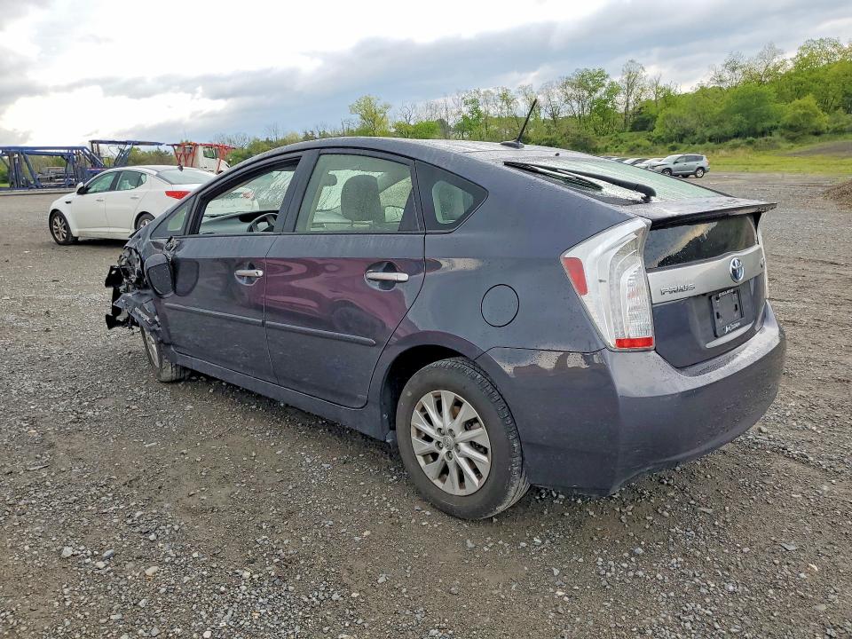 2013 Toyota Prius VIN JTDKN3DP5D3042087 COPART salvage auction — FRONT END, Salvage Title, sold $5,800 on 2026-07-10 (photo 2)
