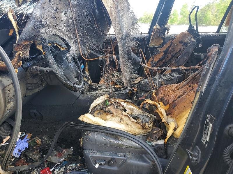 2010 Volvo Xc90 VIN YV4982CZ2A1544451 COPART salvage auction — INTERIOR BURN, On - Permit No Brand - Unfit, sold $375 on 2026-08-18 (photo 7)