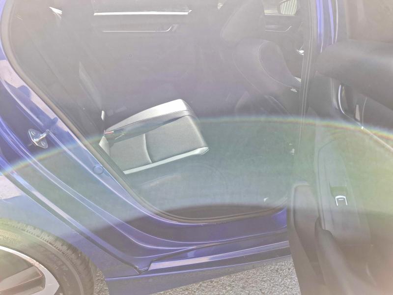 2018 Honda Accord VIN 1HGCV1F37JA811183 COPART salvage auction — MINOR DENT/SCRATCHES, On - Permit No Brand - Unfit (P), sold $10,800 on 2026-07-03 (photo 6)