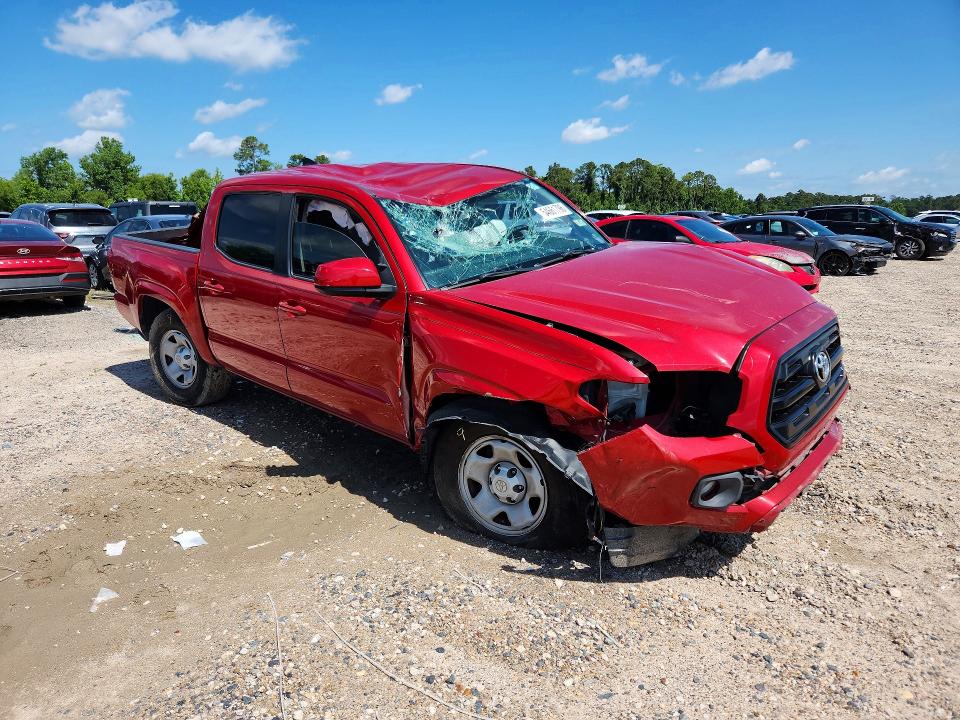 2016 Toyota Tacoma VIN 5TFAX5GN4GX066499 COPART salvage auction — ROLLOVER, Tx - Salvage Vehicle Title, sold $150 on 2026-07-24 (photo 4)