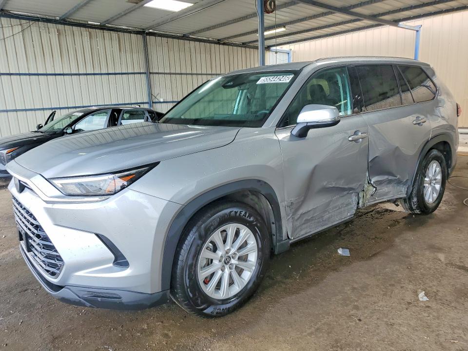 2025 Toyota Highlander VIN 5TDAAAB56SS090464 COPART salvage auction — SIDE, Co - Salvage Title, sold $26,250 on 2026-07-13 (photo 1)