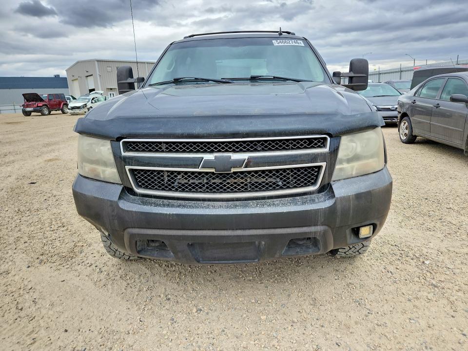 2008 Chevrolet Avalanche VIN 3GNFK12328G170487 COPART salvage auction — REAR END, Ab - Bos - Active, sold $1,750 on 2026-07-02 (photo 5)