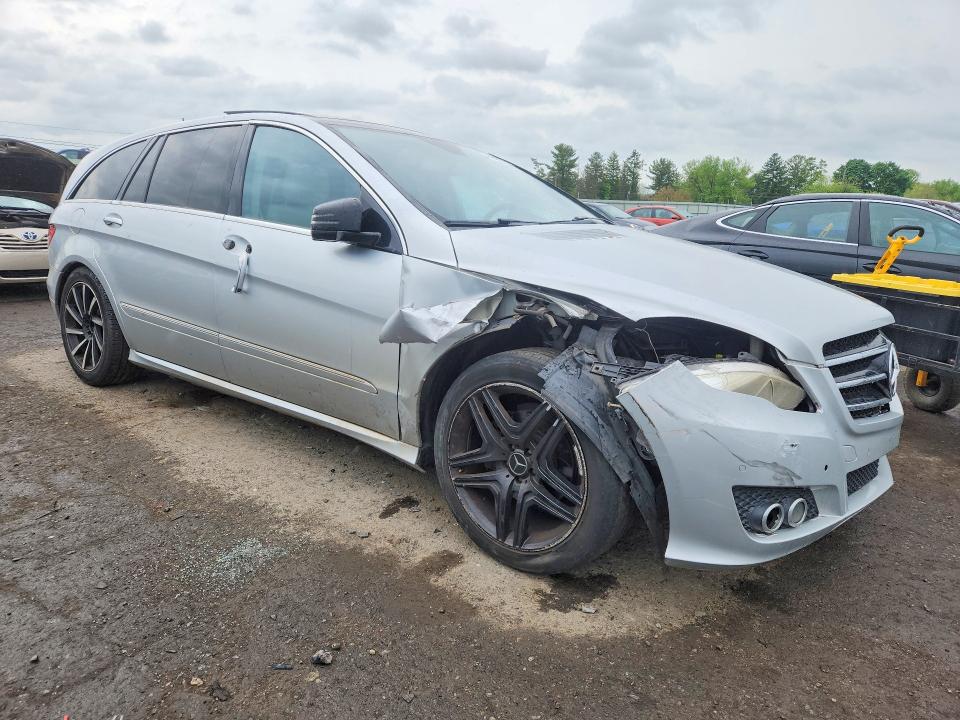 2011 Mercedes-benz R-class VIN 4JGCB6FEXBA130521 COPART salvage auction — FRONT END, Pa - Cert Of Title, sold $750 on 2026-07-10 (photo 4)