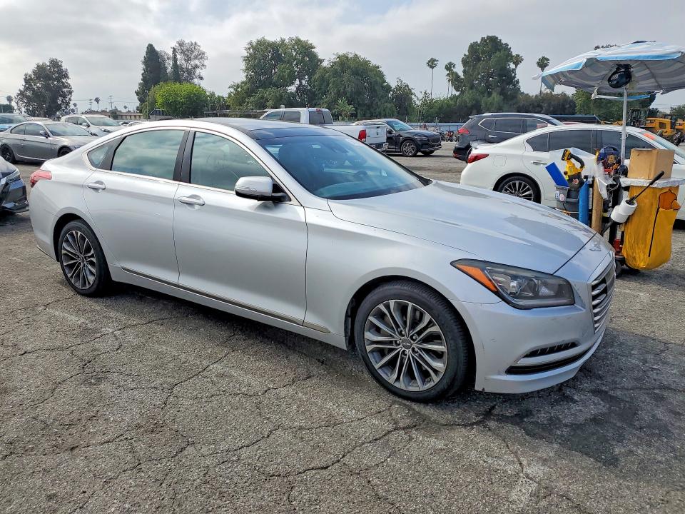 2015 Hyundai VIN KMHGN4JE3FU102214 COPART salvage auction — MINOR DENT/SCRATCHES, Mt - Dis/Dlr/Exp Only Clean Title, sold $1,350 on 2026-07-07 (photo 4)