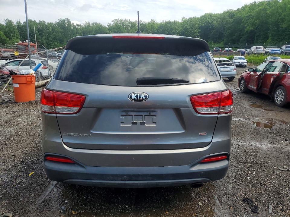 2016 Kia Sorento VIN 5XYPG4A35GG047913 COPART salvage auction — SIDE, Md - Cert Of Salvage > 75% Damage, sold $1,500 on 2026-07-09 (photo 6)