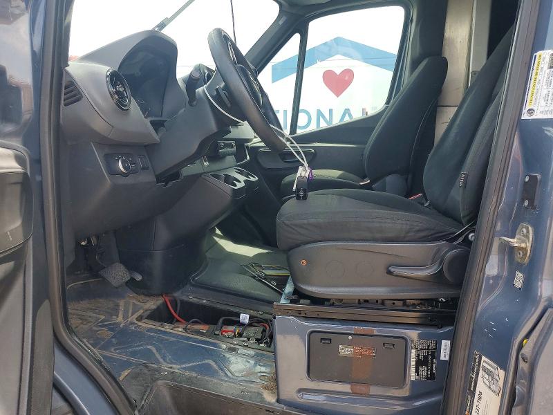 2019 Mercedes-benz Sprinter VIN WD4PF1CD7KP148843 COPART salvage auction — SIDE, Tx - Certificate Of Title, sold $11,500 on 2026-07-13 (photo 7)